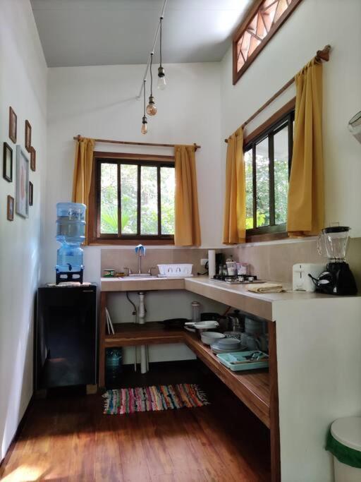 Little Yemanja Bungalow Puerto Viejo de Talamanca Extérieur photo